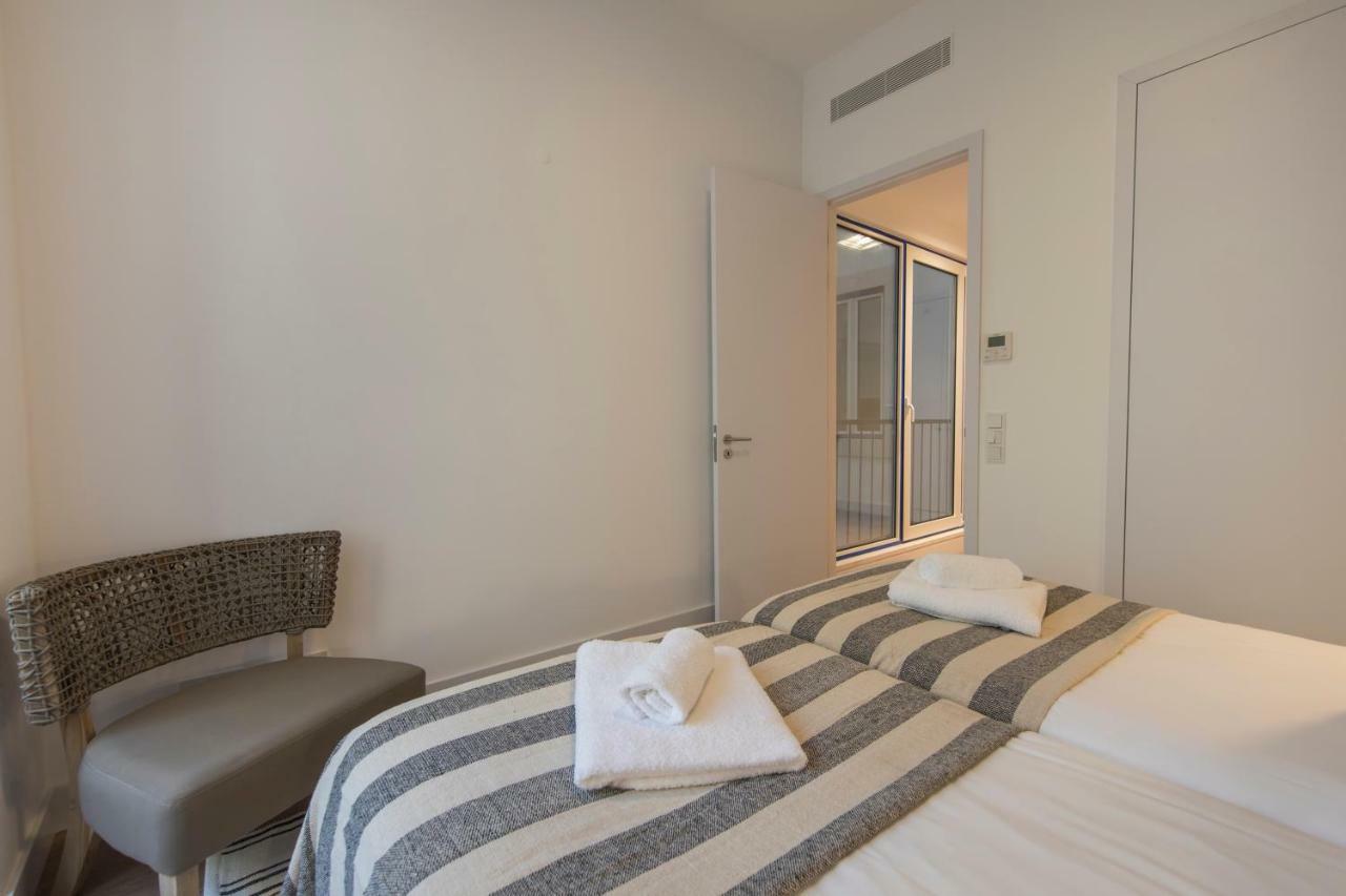 High Ceiling Duplex At Cais Do Sodre Lissabon